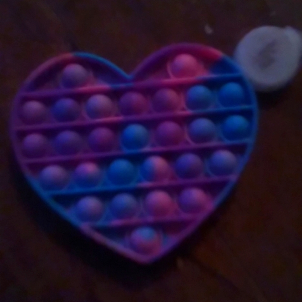 Kids pop it ty die heart